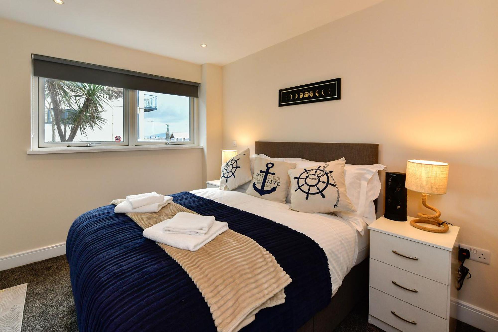 Just Wales - Meridian Bay Beachfront With Private Secure Parking Swansea